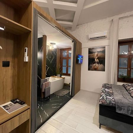 Lux Dabich 2 Apartment Novi Sad Exterior photo